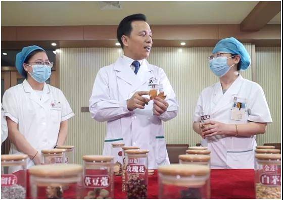 肿瘤性|胆囊有息肉，长大再切除？刘文华院长：切莫傻傻的等