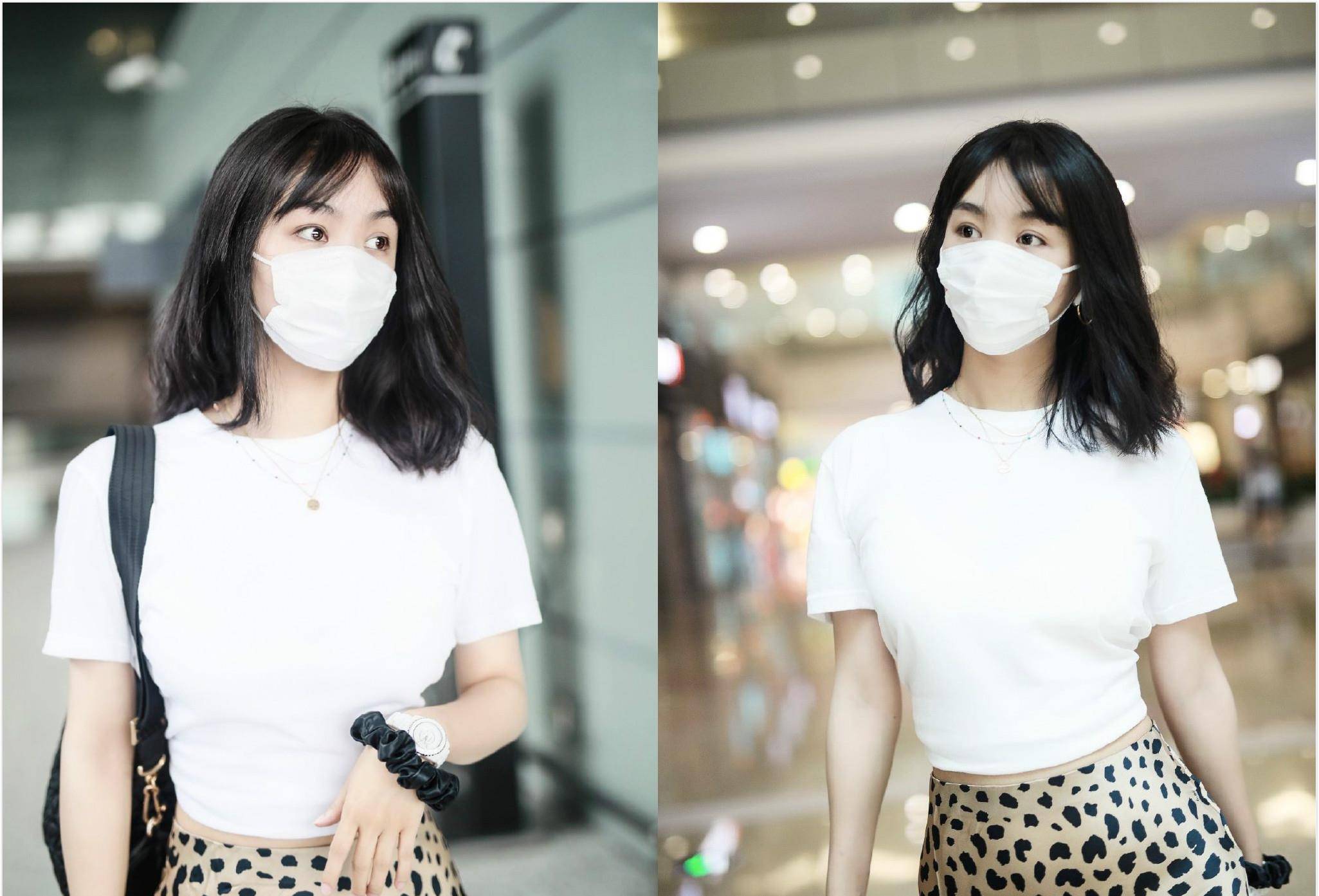 身材|李菲儿还用减肥吗？穿蓝色T恤裙秀细腰长腿，33岁美回了少女