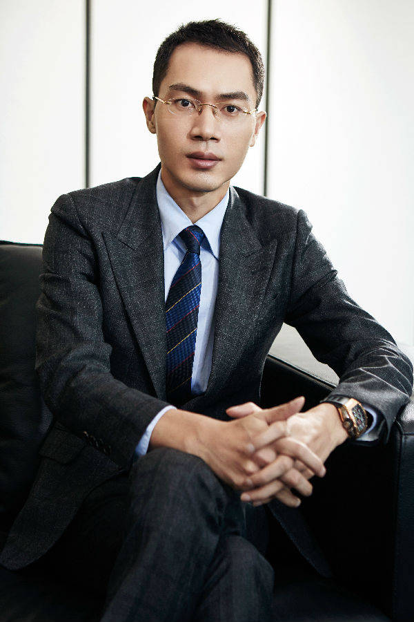 面临破产还低调捐款5000万鸿星尔克老总吴荣照的跌宕人生