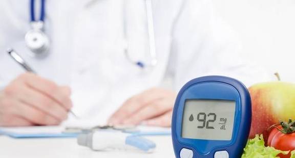 控制|糖尿病人空腹血糖总超标?3种原因和解决办法,分别为你说清