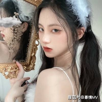 头像|长发简约女生头像图片_冷艳女生头像长头发真人2021