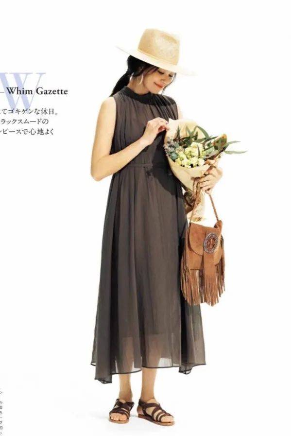 廓形|连衣裙,大一点更时髦!