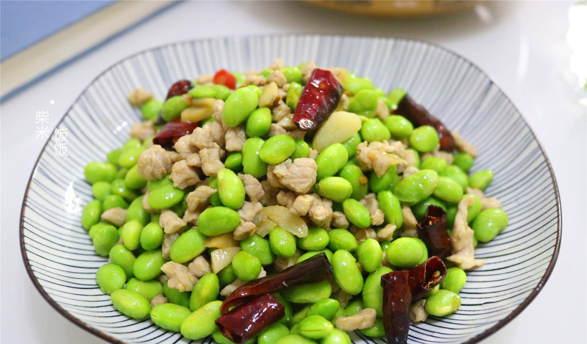 毛豆怎么煮好吃颜色还翠绿 aa58d6a26681422989d10048503c0d08.jpeg