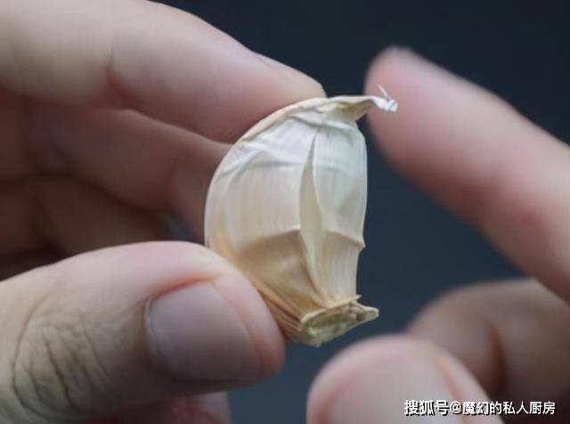 大蒜什么时间剥种子好 c0f51f49a799496c89dc10d7bdab1978.jpeg