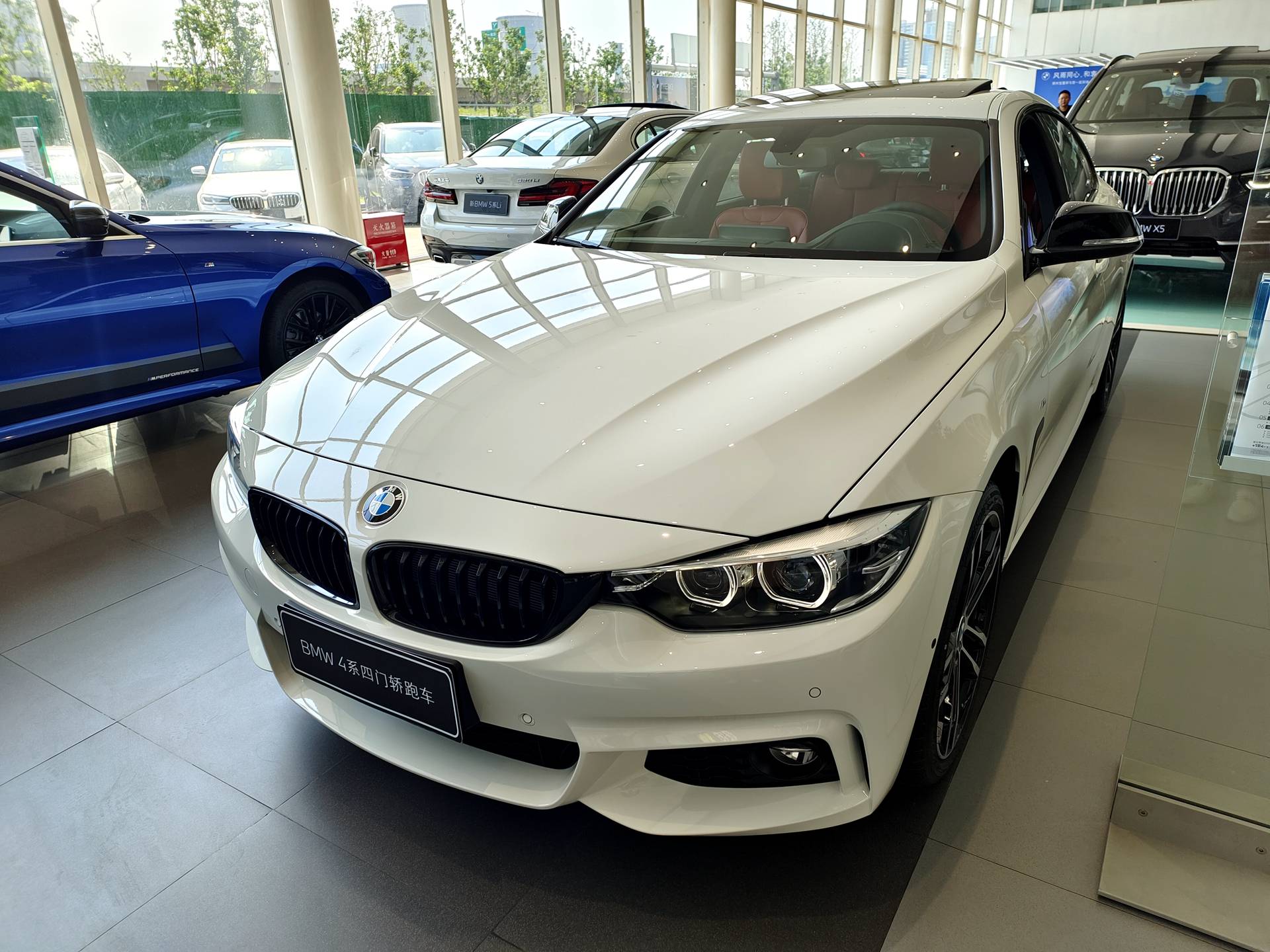 经典永流传宝马4系四门轿跑实拍比3系更运动