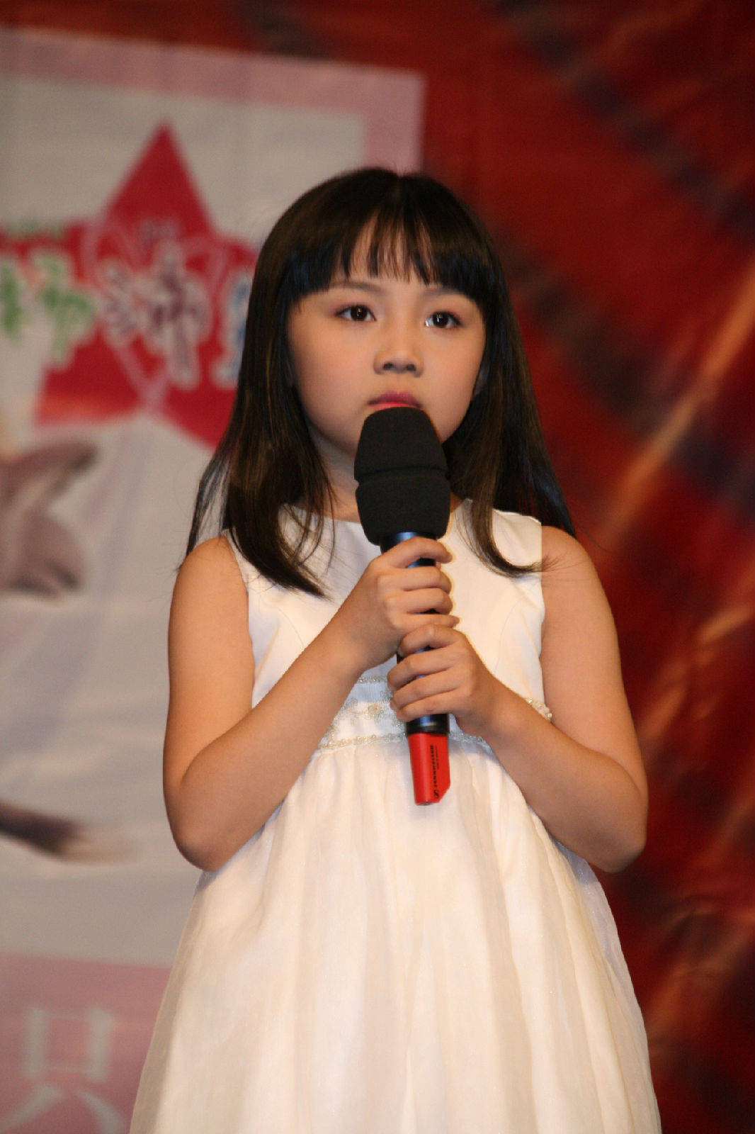 曾被林妙可狸猫换太子,今成功逆袭,两人境遇大不同_杨沛宜