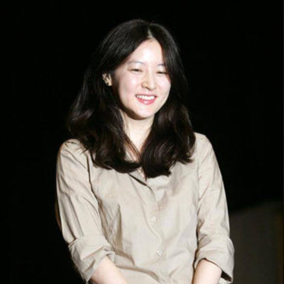 女神|李英爱自然老的样子真美好，虽然打扮得有些朴素，但气质是真的好