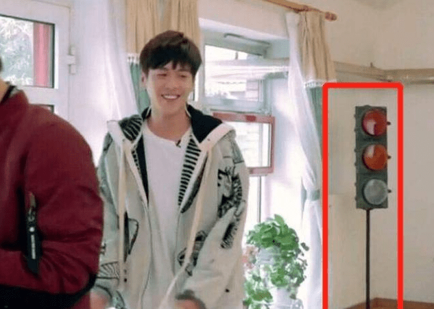 樱桃电视剧全部小演员 be21b1b48f4d4792a18b4641f65ada4c.png