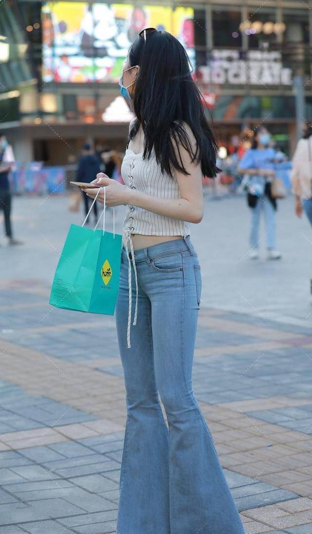 丽人|用流行服饰来表现出如此古典美，其魅力是一般服装无法比拟的