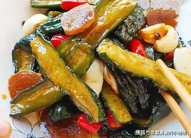 做法|黄瓜这样做太好吃了，做法简单，酸辣爽脆，吃一次念念不忘