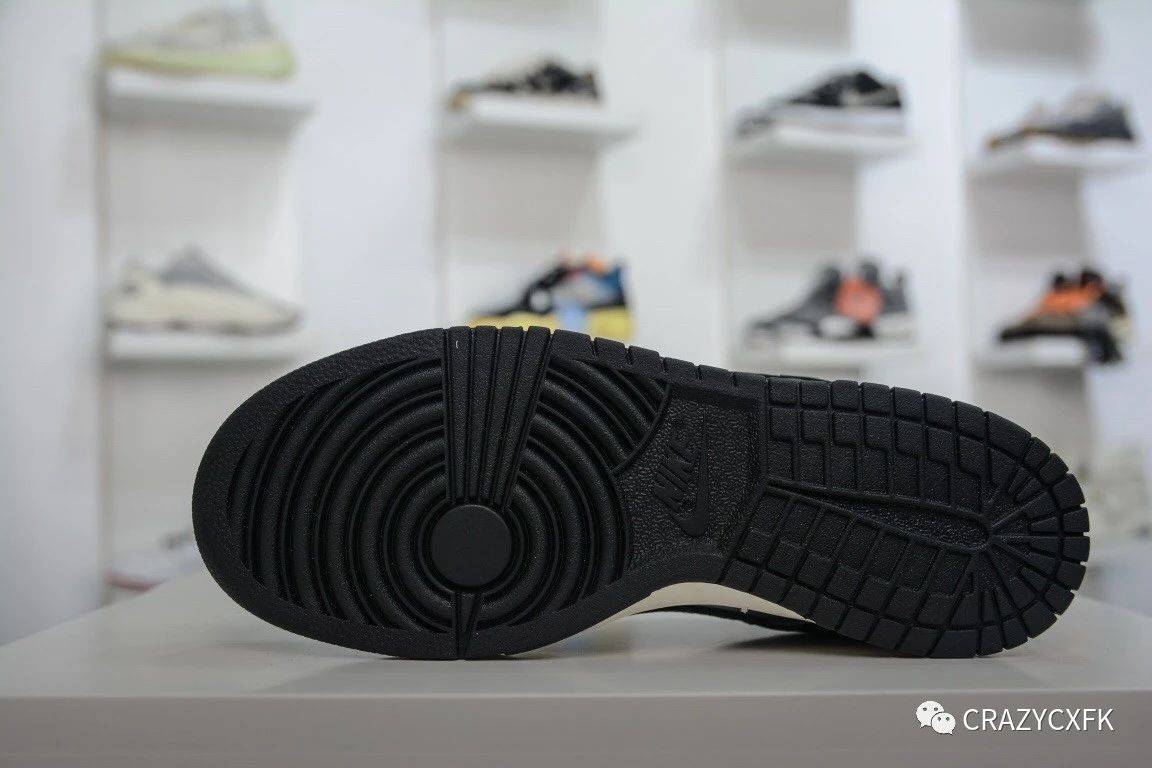 耐克|耐克 Nike SB Dunk Low Retro Haze 黑灰渐变涂鸦板鞋