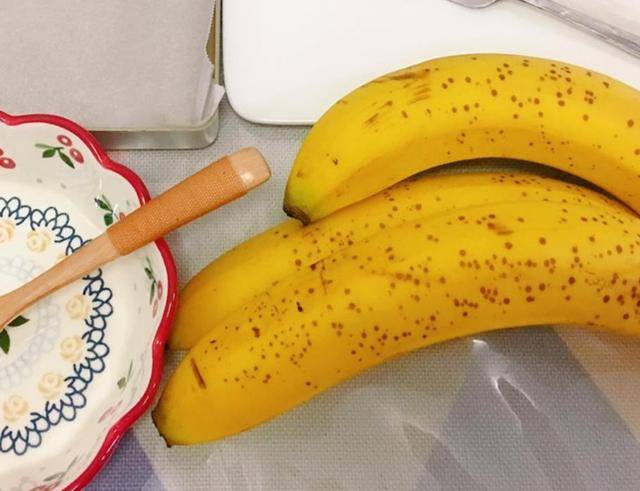 步骤|三分钟搞定早餐,简单方便,比蛋挞还好吃,孩子早上抢着吃