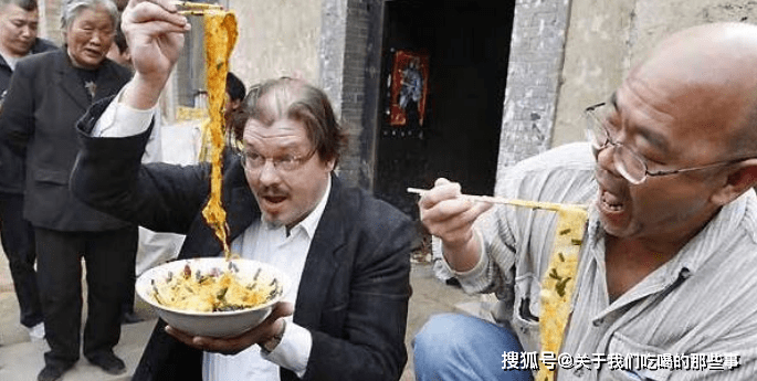 老外吃中国美食哭 985e958911a84d4abc9274ecbc494846.png