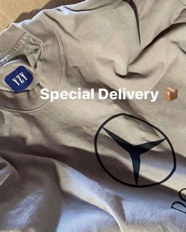 &quot|随时突袭？Yeezy x GAP联名＂奔驰限定＂T恤曝光，高能发售预警！
