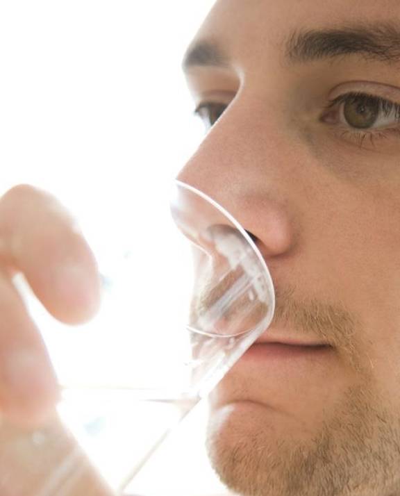 转氨酶|夏季肾结石高发，8个报警信号你收到了吗？