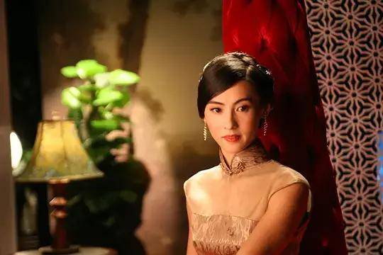 女性|风情万种、妖娆婀娜，这10部旗袍电影太勾魂