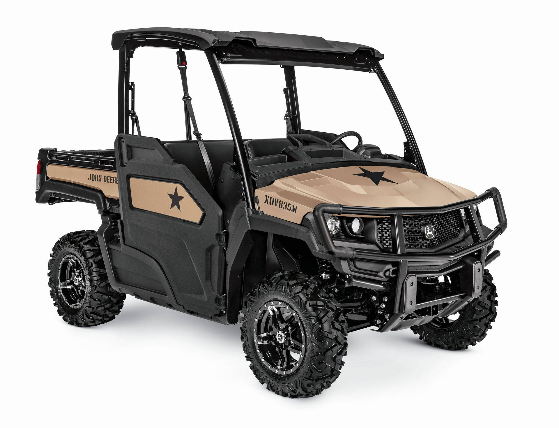 约翰迪尔推出gator xuv835m多功能车,搭载810cc,43马力三缸机