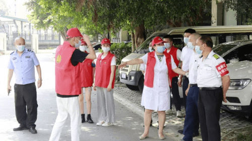 社会|疫情无情人有情 成都宝芝堂中医馆“众志成城·共同抗疫”