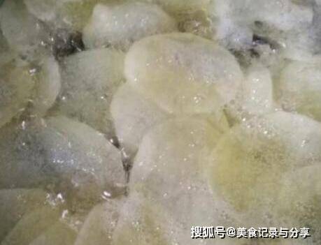 食材|喜欢干锅的吃货有口福了，在家自制干锅鸡，料足成本低，超过瘾