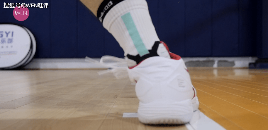 实战|除了价格找不出缺点的后卫实战鞋标杆