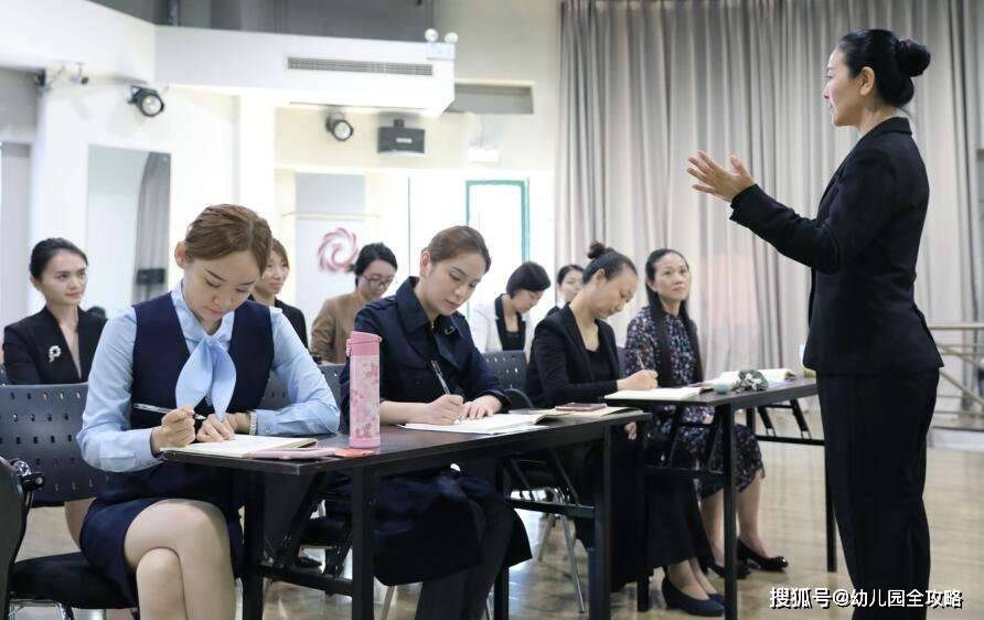 什么|学前专业应届生，找工作选幼儿园看什么？民办公办双料老教师分享