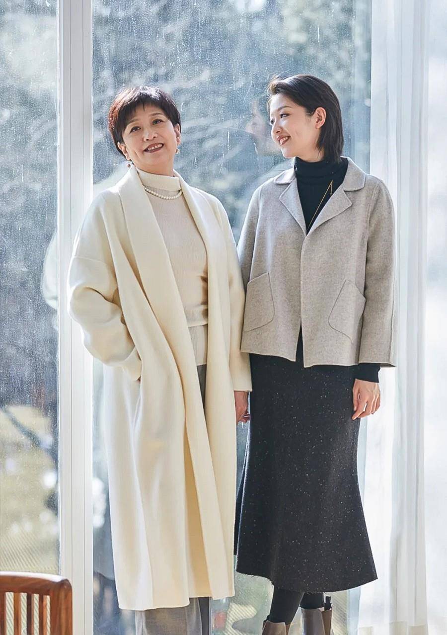 高领衫|这才是开春流行的打扮!阔腿裤+开衫,五六十岁的女人这样穿真美