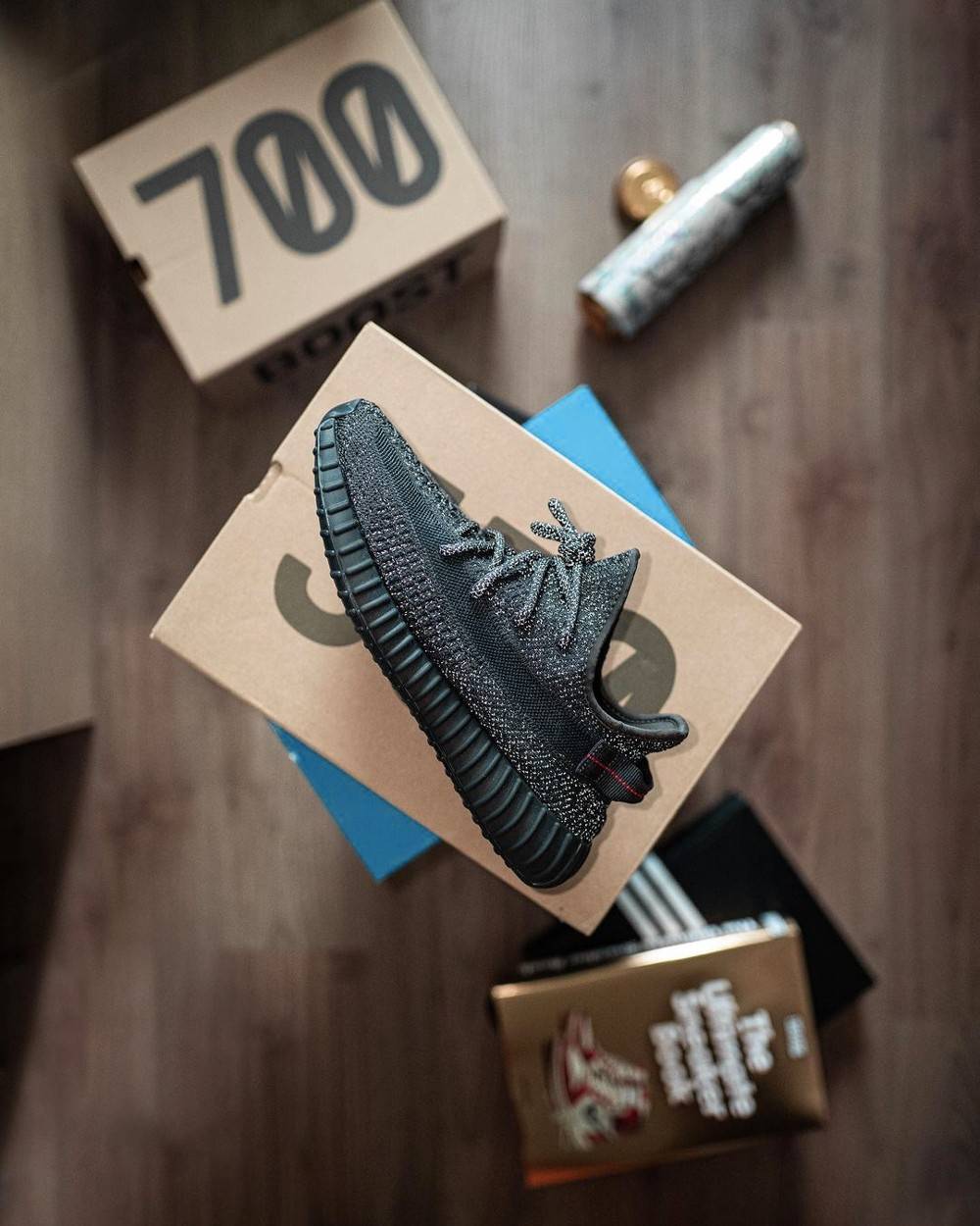 入手|阿迪真把 Yeezy 价格打下来了！满天星跌了一万多！销量全线暴涨！