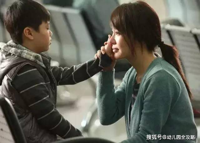 睡眠|幼儿园新小班开学在即，入园焦虑可不只是哭闹哟！新手爸妈别紧张