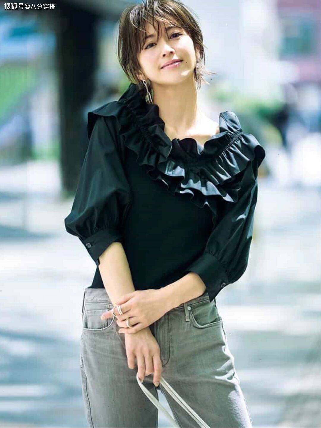 身材|见过大世面的女人，穿衣打扮都注重这四个细节，成熟优雅有格调