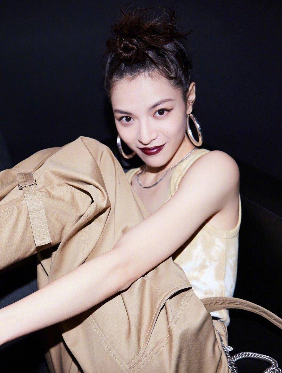 是属于|脸型不好看？试试大耳环吧，轻松修饰你的大脸盘子