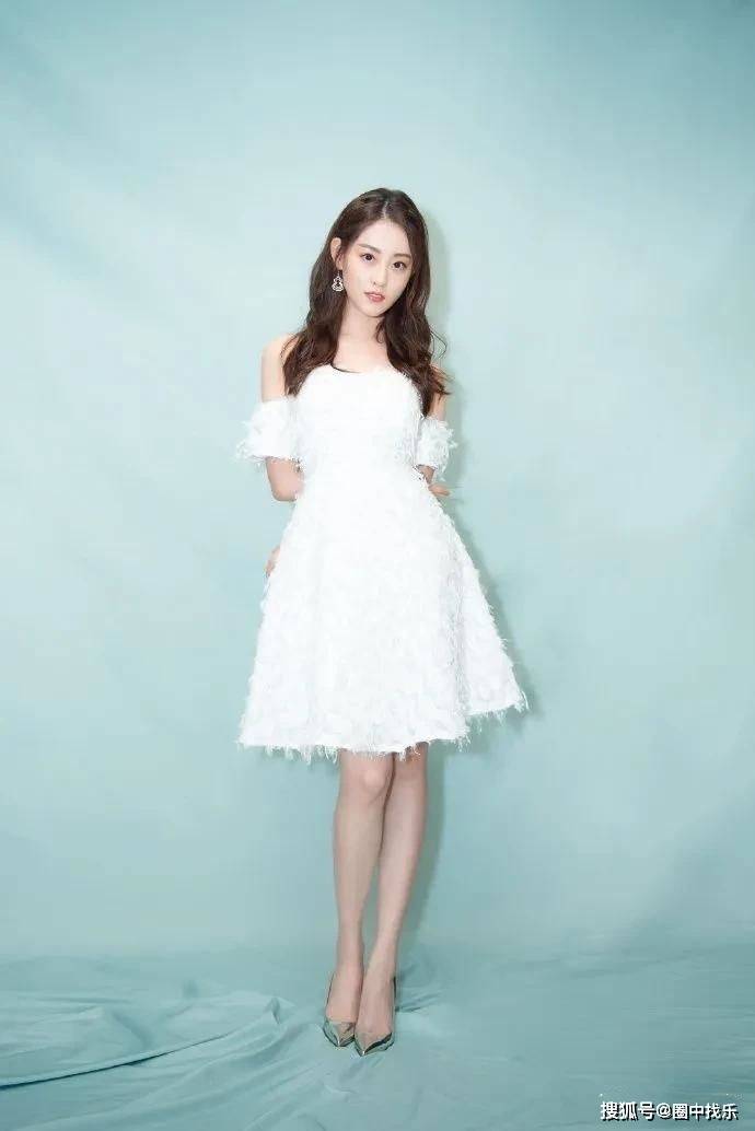 方面|祝绪丹不愧是“仙女”无论穿着如何都好看，更像是一位小公主！