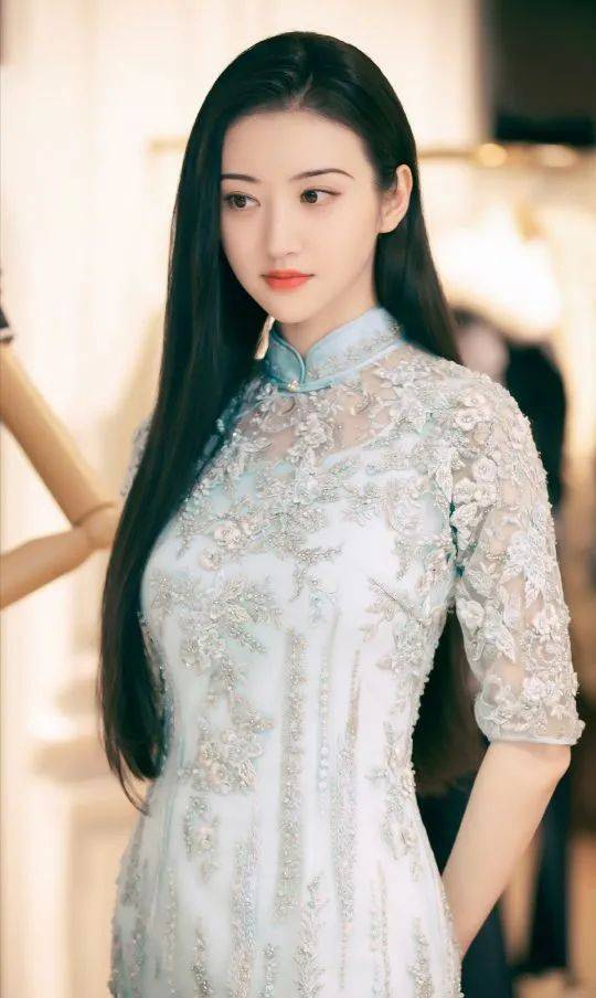 民国|美到极致的民国大小姐，景甜宋轶张予曦上榜，她是永远的红玫瑰