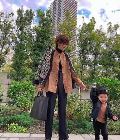 辣妈|日本辣妈的亲子风 复古典雅还实用 宝宝衣品赢在起跑线