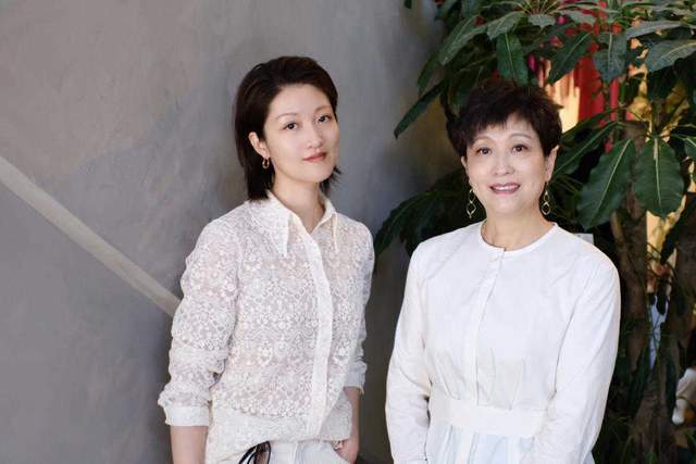 层次感|4、50岁的穿衣技巧分享,摆脱大妈感,让你减龄又气质时尚感