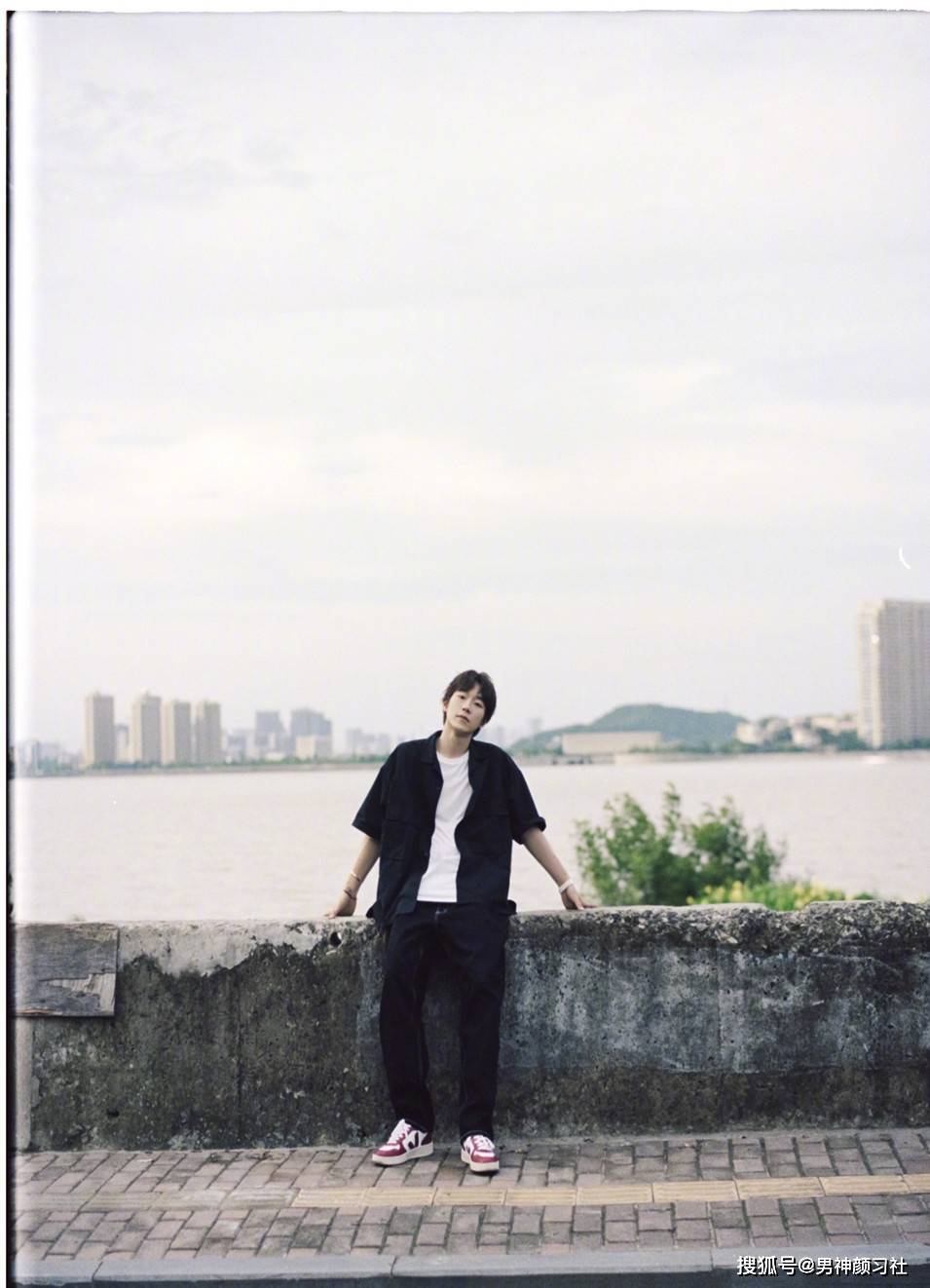 设计|我在他乡挺好的:职场人该有的穿搭,绝不是那些脱离实际的穷精致