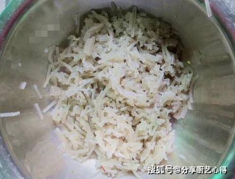 蔬菜|全家都喜欢吃的早餐,隔三差五做一次,鲜香还味美,成本才几块钱