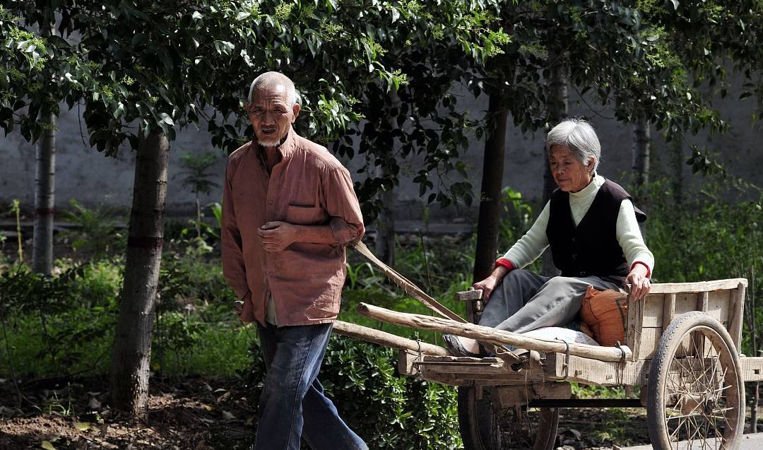 下半身|女性衰老的标志:下半身可能会“露出马脚”,不妨自查一下