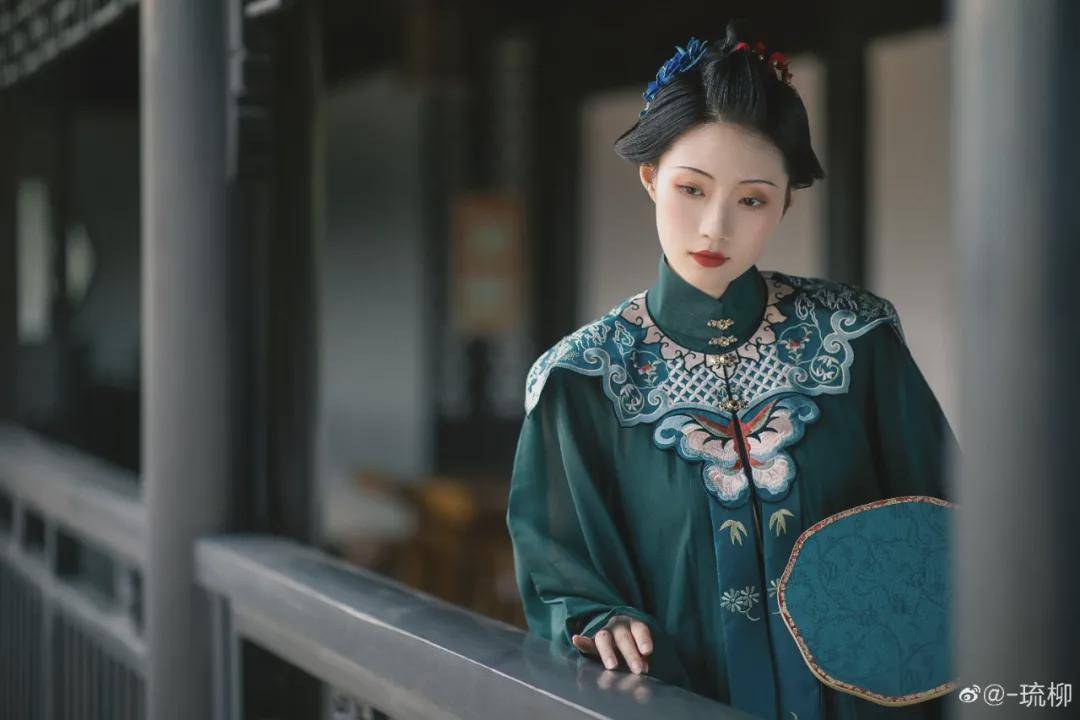 仙女|汉服小仙女：一别如斯，落尽梨花月又西