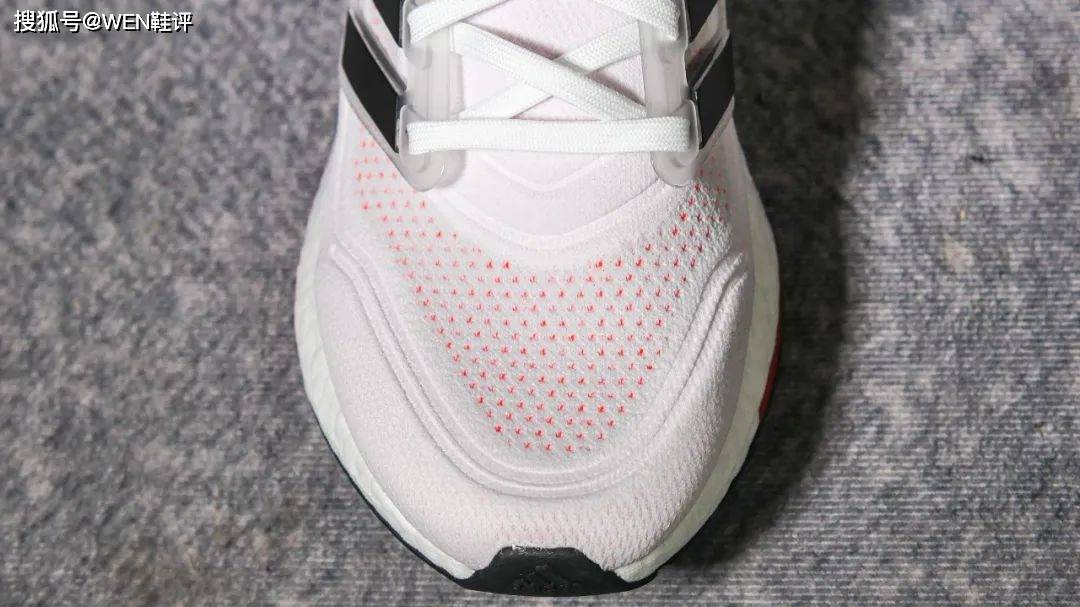 落差|原价一千五,现在近三折,Ultraboost21开箱