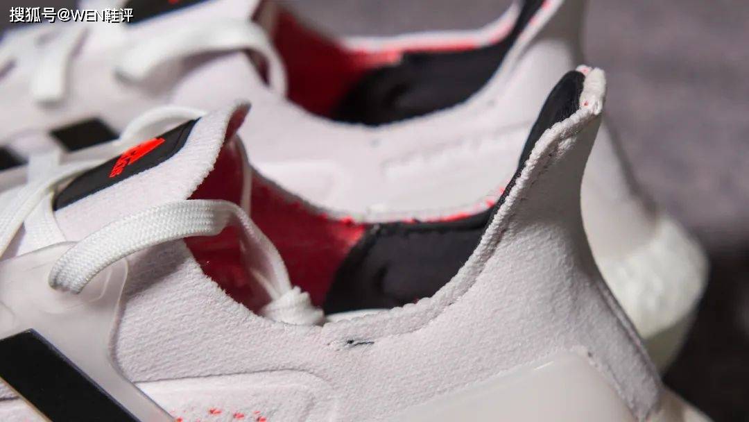 落差|原价一千五,现在近三折,Ultraboost21开箱