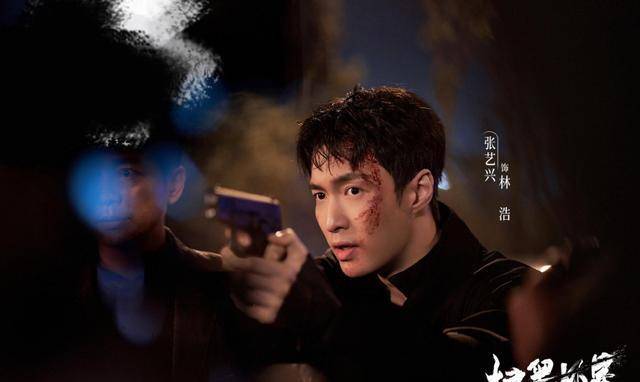 夏天|实力为王,张艺兴Krump出圈,被街舞4外国舞者连连称赞