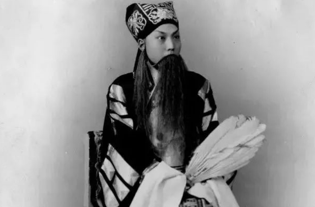 孟小冬:我的两任丈夫,梅兰芳就是个伪君子,杜月笙是真"流氓"