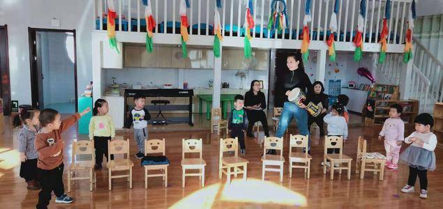 地方|三胎放开年轻人仍不愿意生？专家提出新建议，你会选择继续生吗？