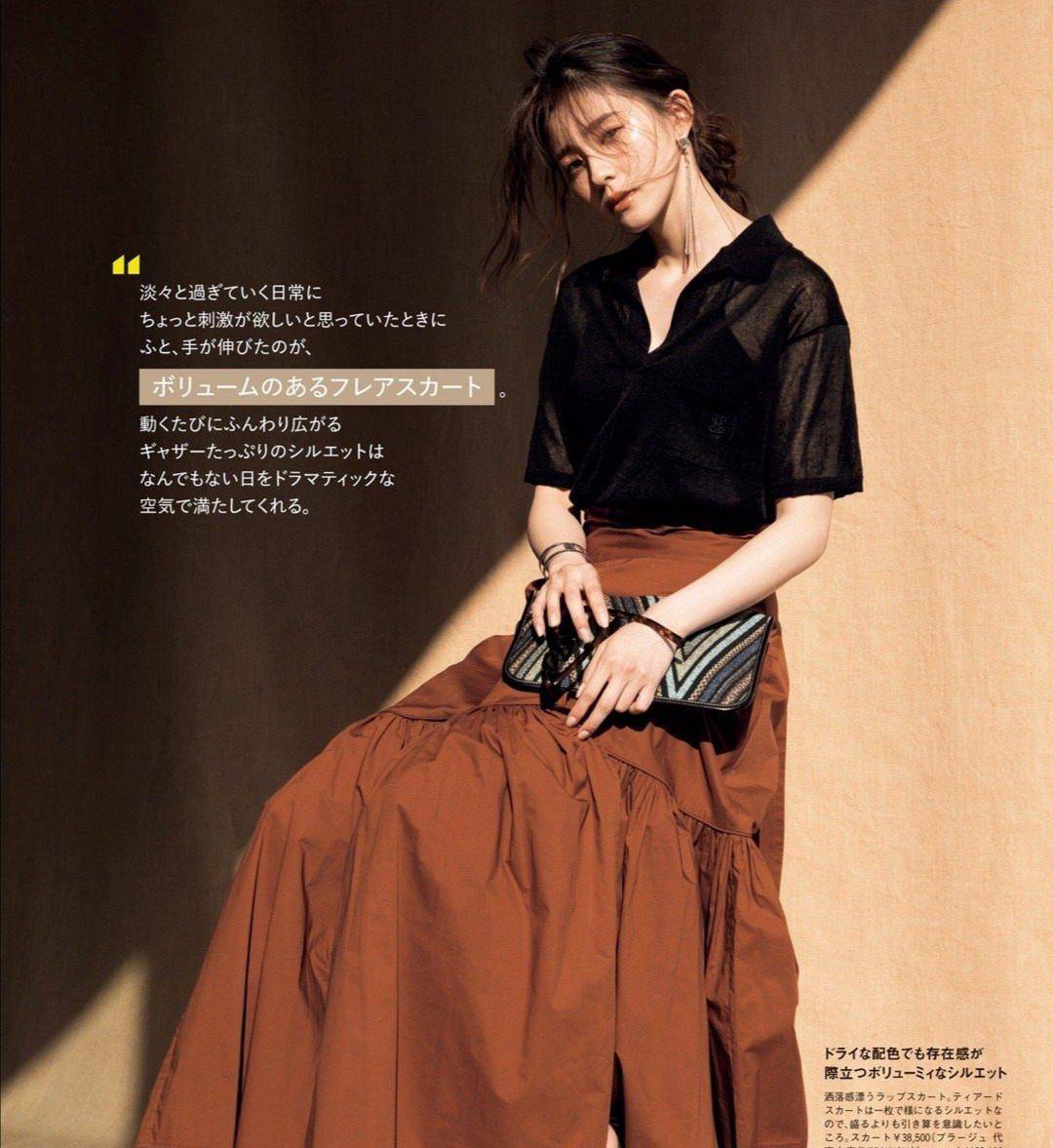 黑色|年过四十更要穿出“品位”,分享几组简约的夏日穿搭,时尚又减龄