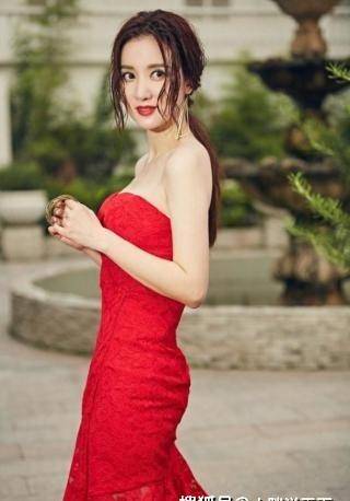 整张|她才31岁脸就崩了？一直不承认整容，如今满脸硅胶感似“假人”