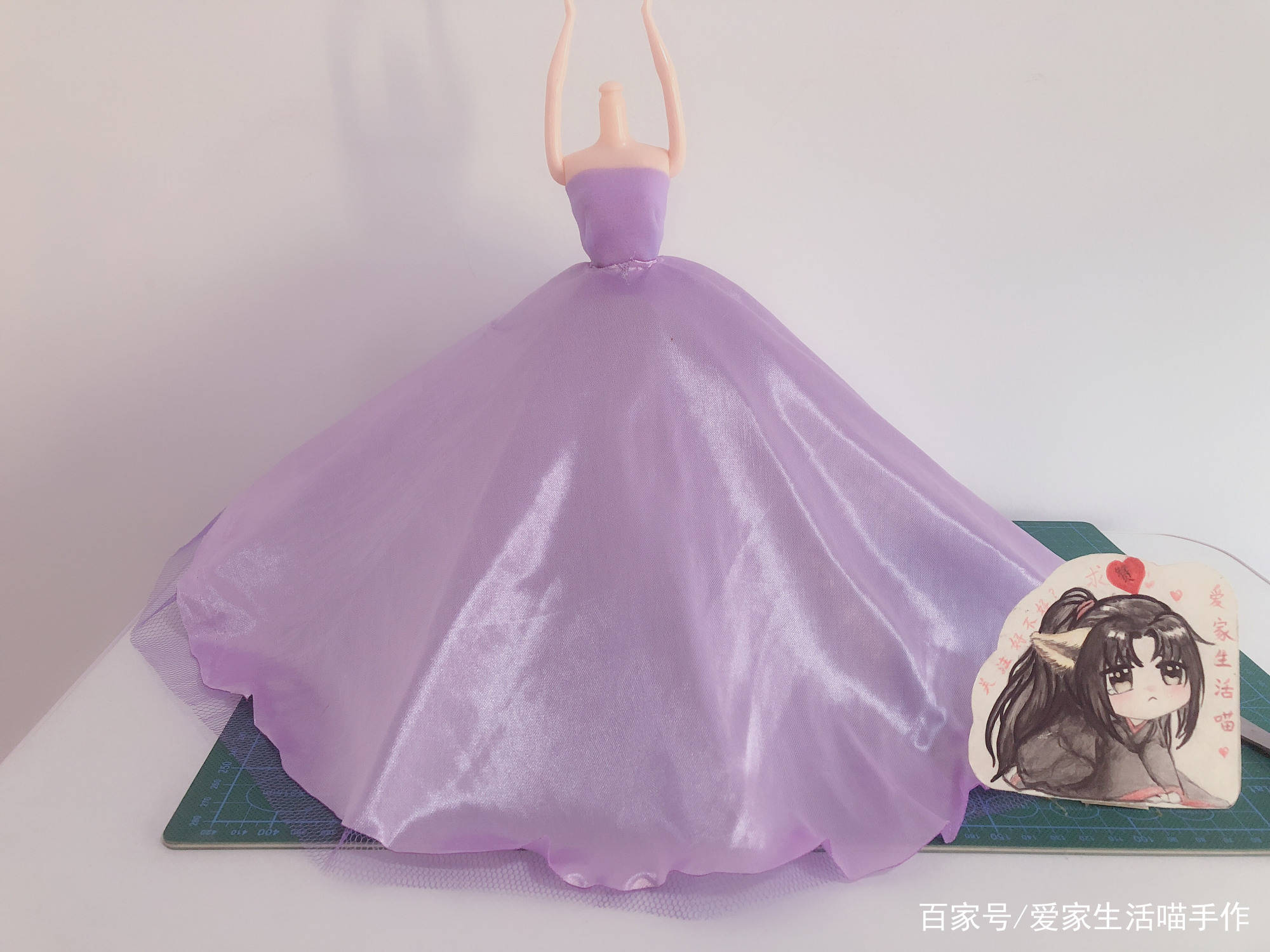 原创手工制作大裙摆芭比娃娃裙不用针缝就能做超简单