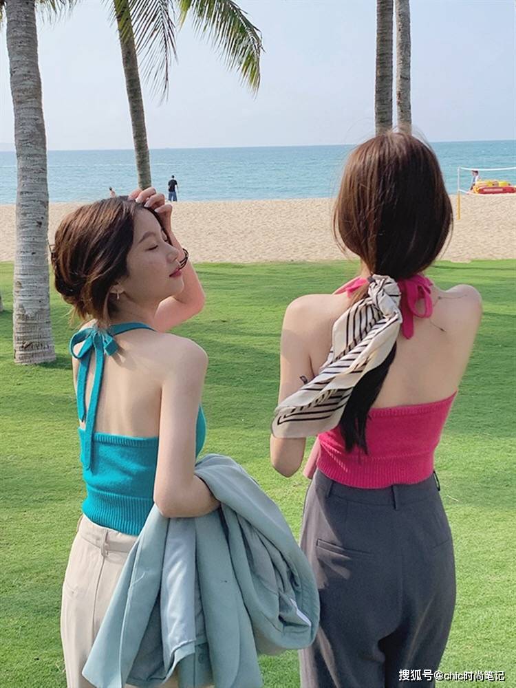 美貌|去海边或者水上乐园，怎样不费心机体现“ 清水出芙蓉 ”的感觉