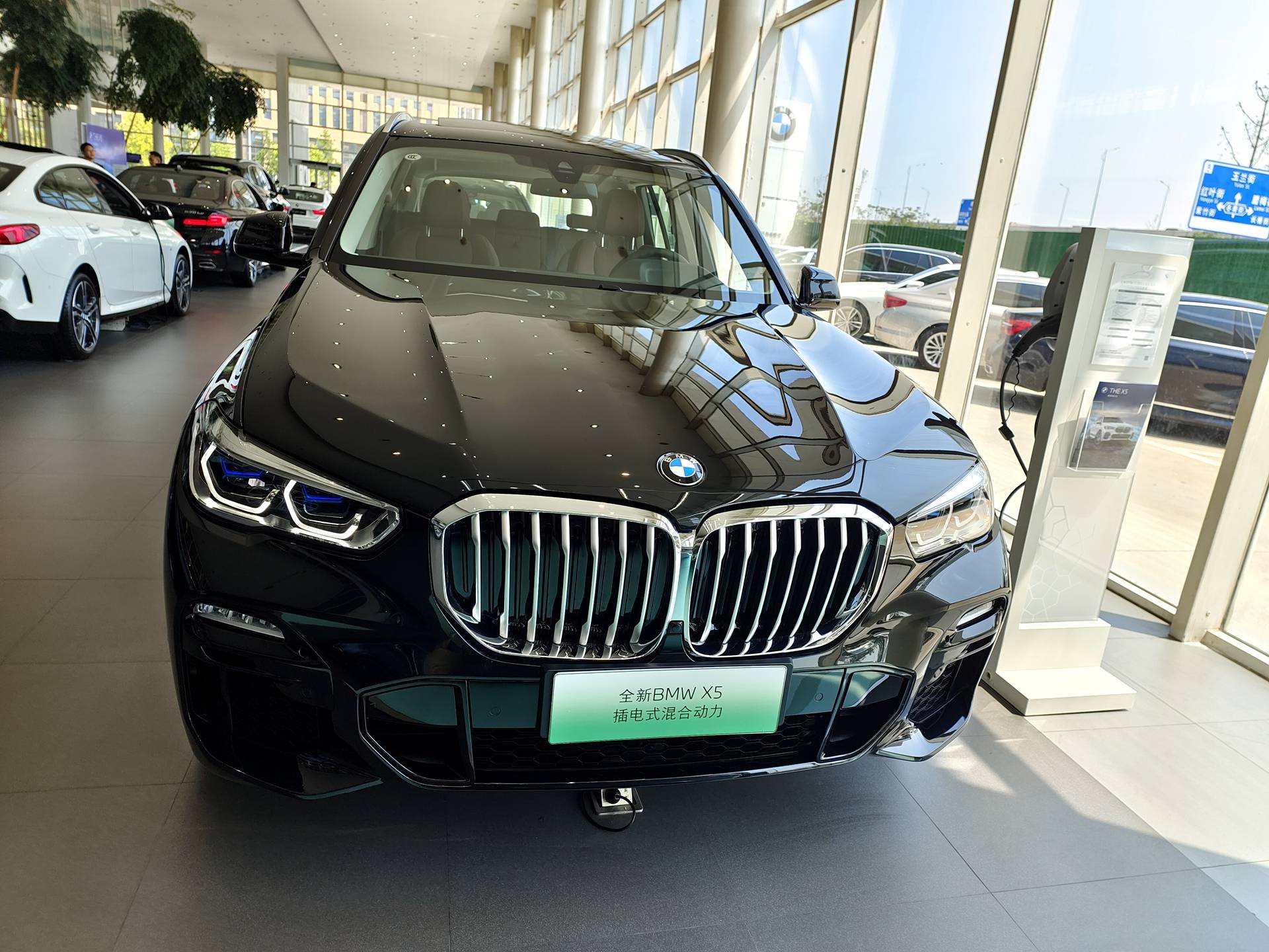 能上绿牌不限号宝马x5插混版实拍8599万值得买吗