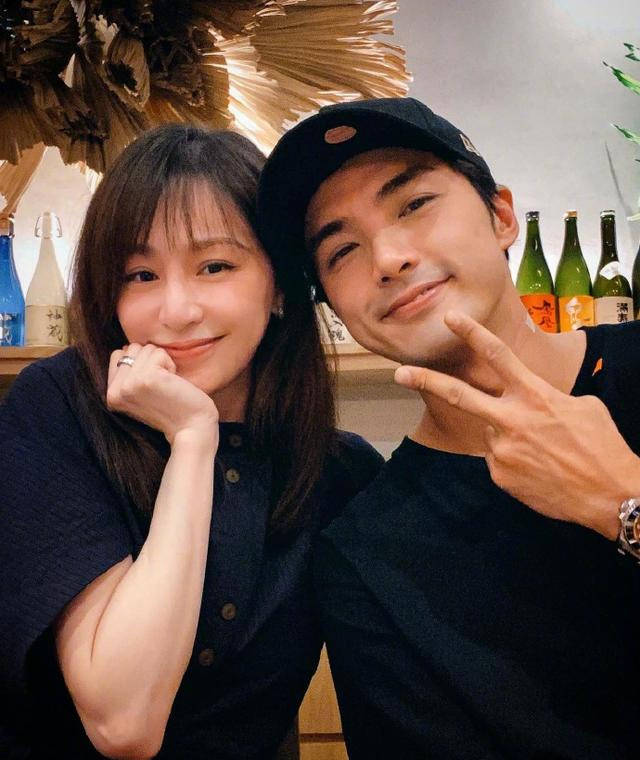 时间|贺军翔晒照二胎得女，满屏幸福，恭喜七夕来到的小公主了！