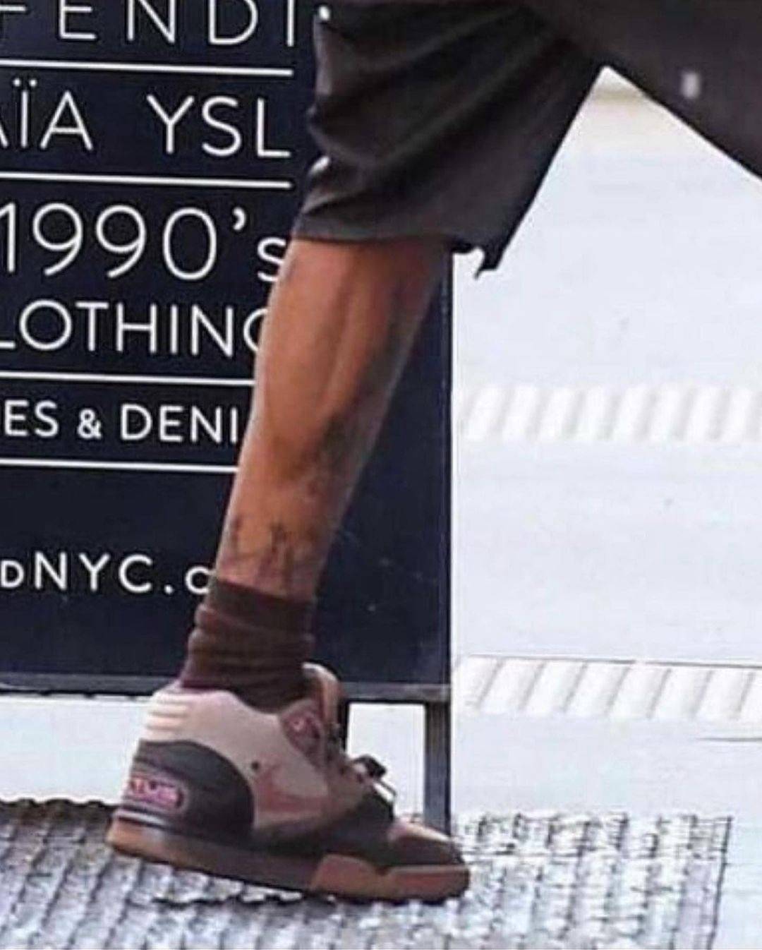 皮革|昨天上脚!今天曝光!TS x Nike 新反勾要来了!